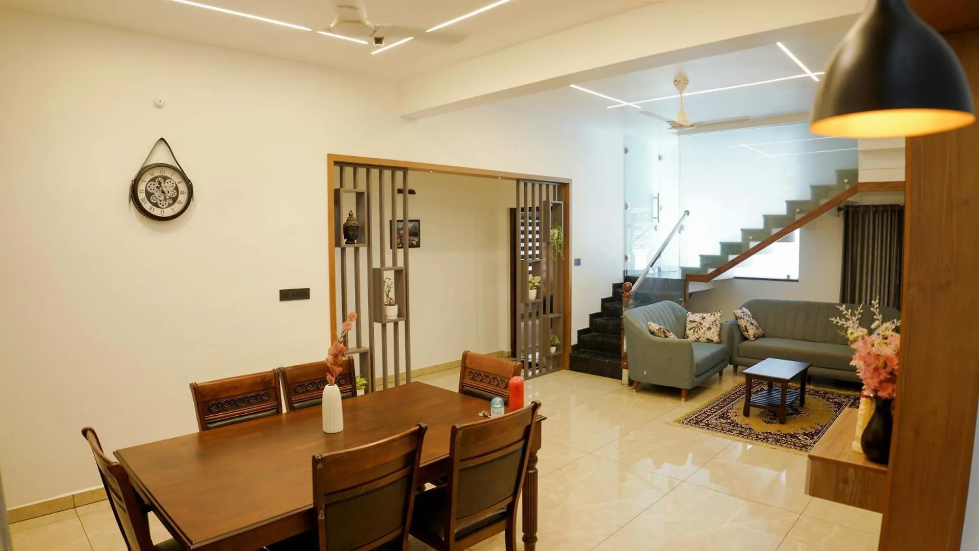Teak And Lake Homestay Thekkady India