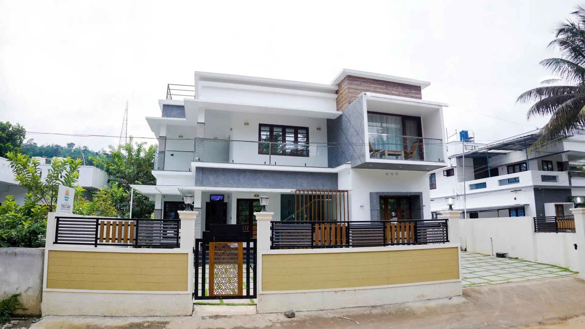 Teak And Lake Homestay 提喀迪